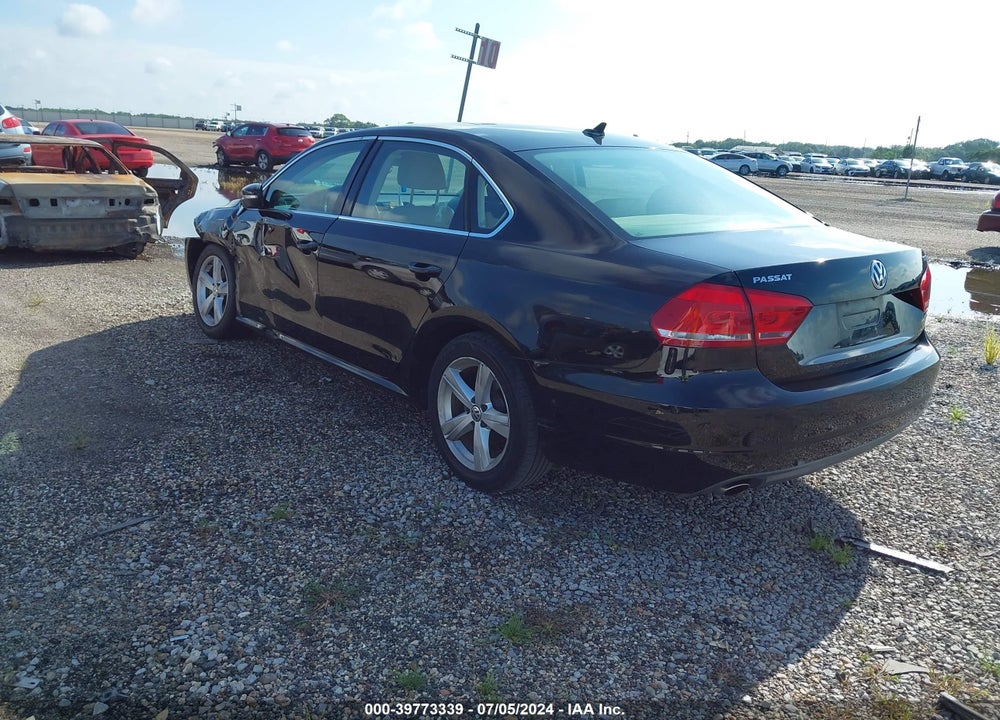 2015 VOLKSWAGEN PASSAT 1.8T SE VIN: 1VWBT7A35FC026390