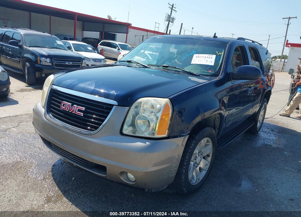 2007 GMC YUKON SLE VIN: 1GKFC13097R369632