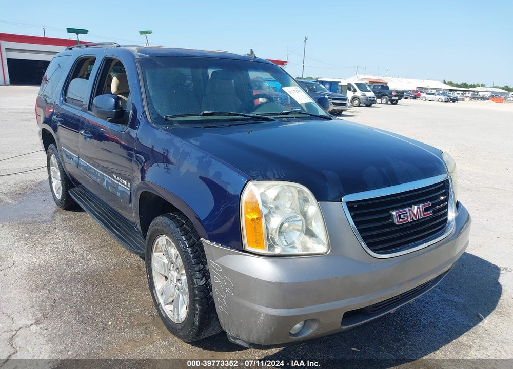 2007 GMC YUKON SLE VIN: 1GKFC13097R369632