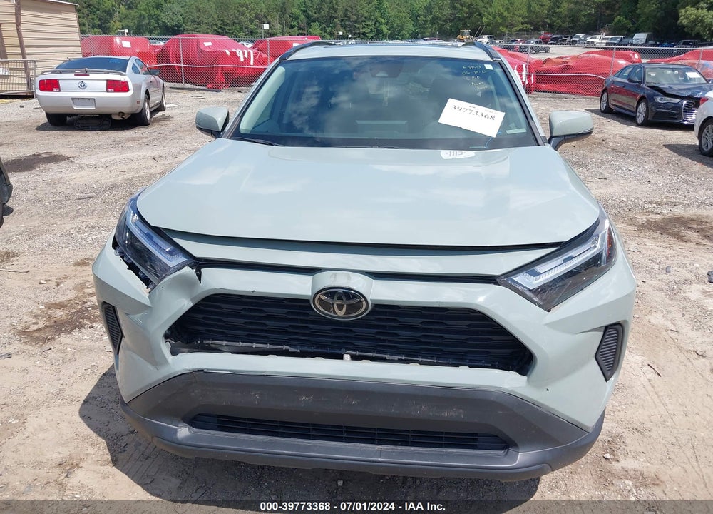 2022 TOYOTA RAV4 XLE VIN: 2T3W1RFV7NW236422