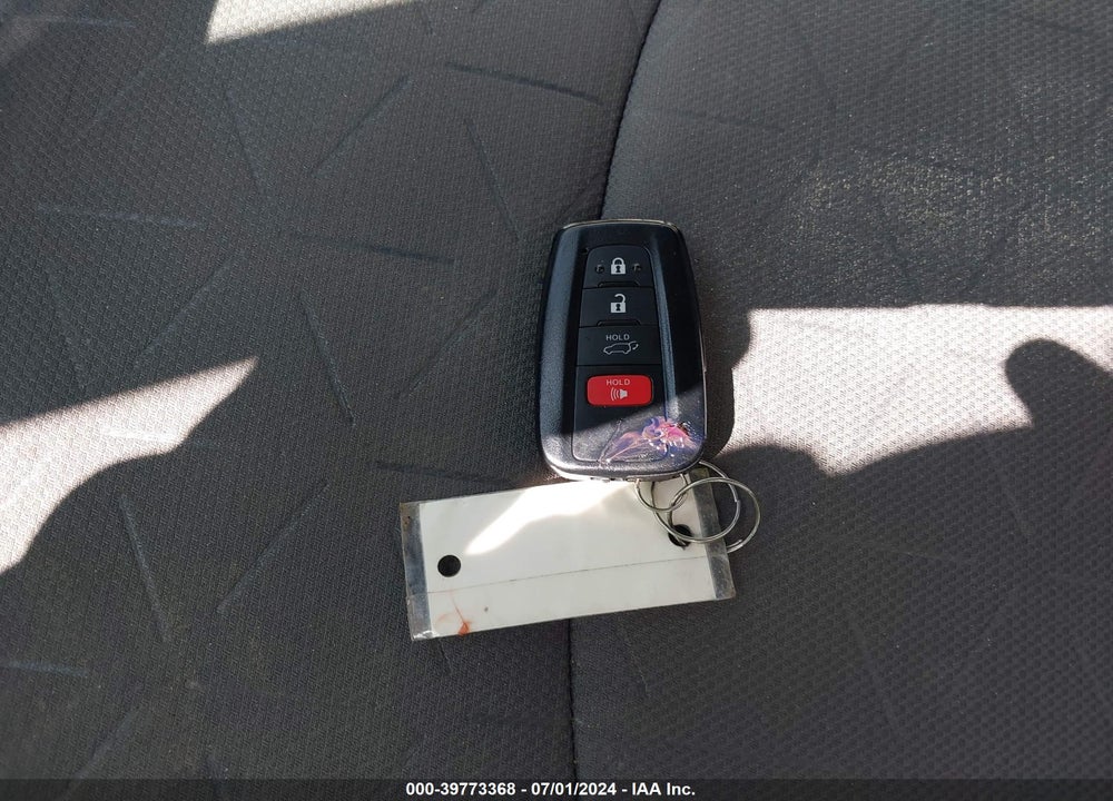 2022 TOYOTA RAV4 XLE VIN: 2T3W1RFV7NW236422