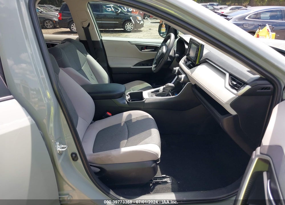 2022 TOYOTA RAV4 XLE VIN: 2T3W1RFV7NW236422