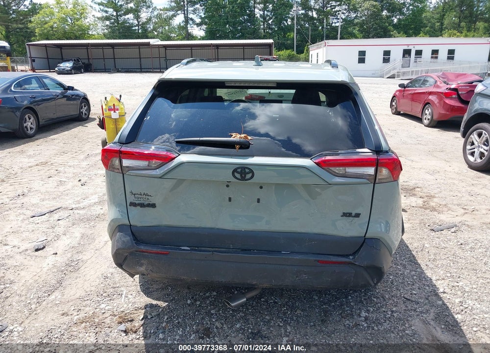 2022 TOYOTA RAV4 XLE VIN: 2T3W1RFV7NW236422