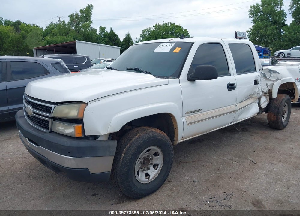 2007 CHEVROLET SILVERADO 2500HD CLASSIC LT1 VIN: 1GCHK23UX7F112092