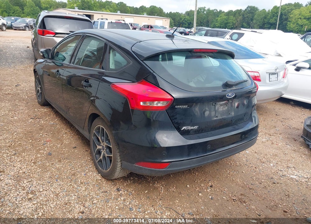 2017 FORD FOCUS SEL VIN: 1FADP3M28HL345688