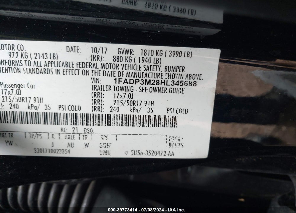 2017 FORD FOCUS SEL VIN: 1FADP3M28HL345688