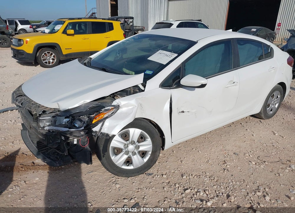 2018 KIA FORTE LX VIN: 3KPFL4A74JE209495