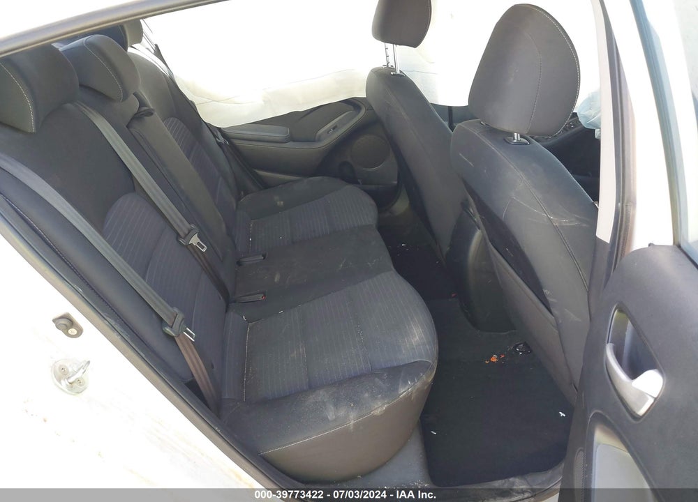 2018 KIA FORTE LX VIN: 3KPFL4A74JE209495