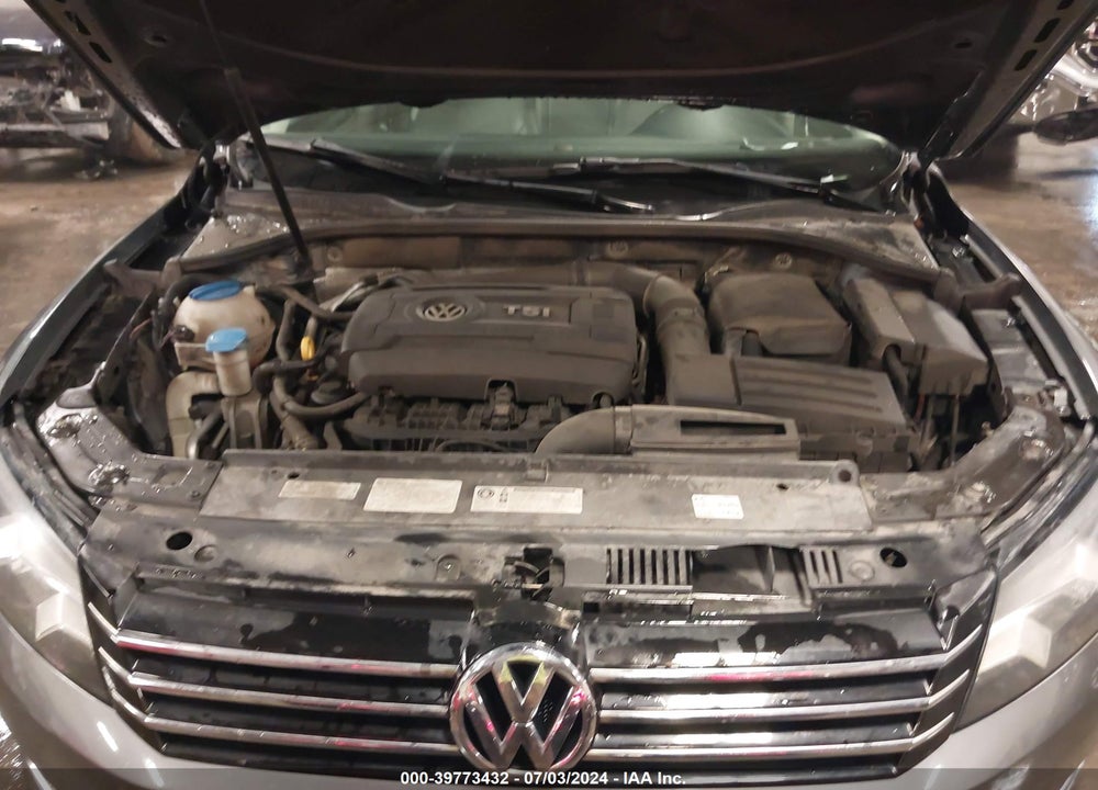 2014 VOLKSWAGEN PASSAT 1.8T WOLFSBURG EDITION VIN: 1VWAS7A35EC023521