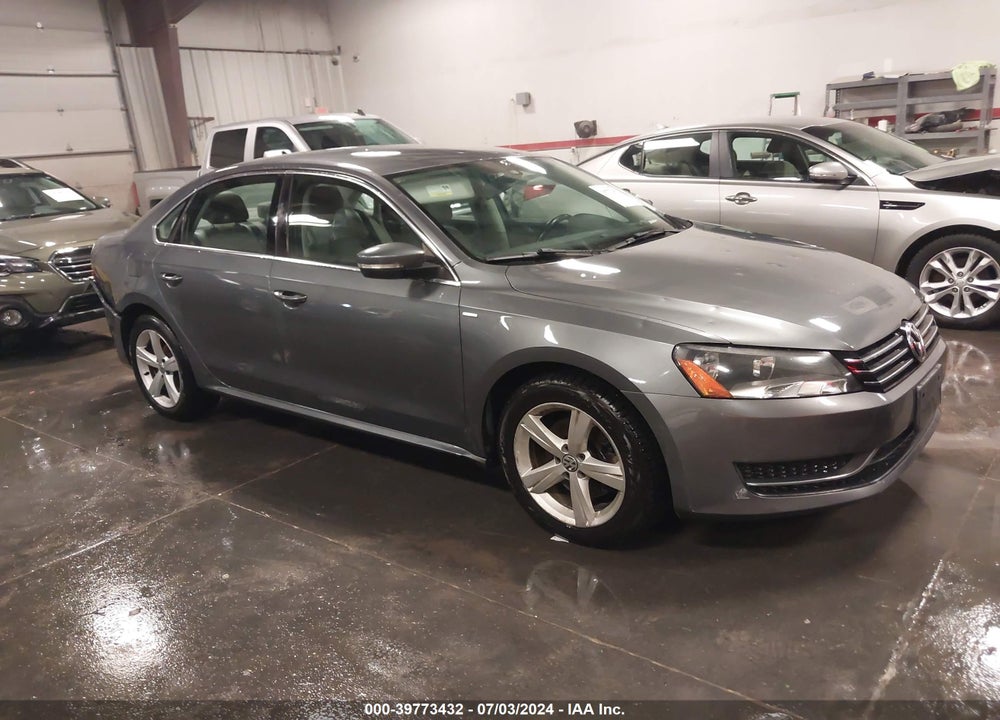 2014 VOLKSWAGEN PASSAT 1.8T WOLFSBURG EDITION VIN: 1VWAS7A35EC023521
