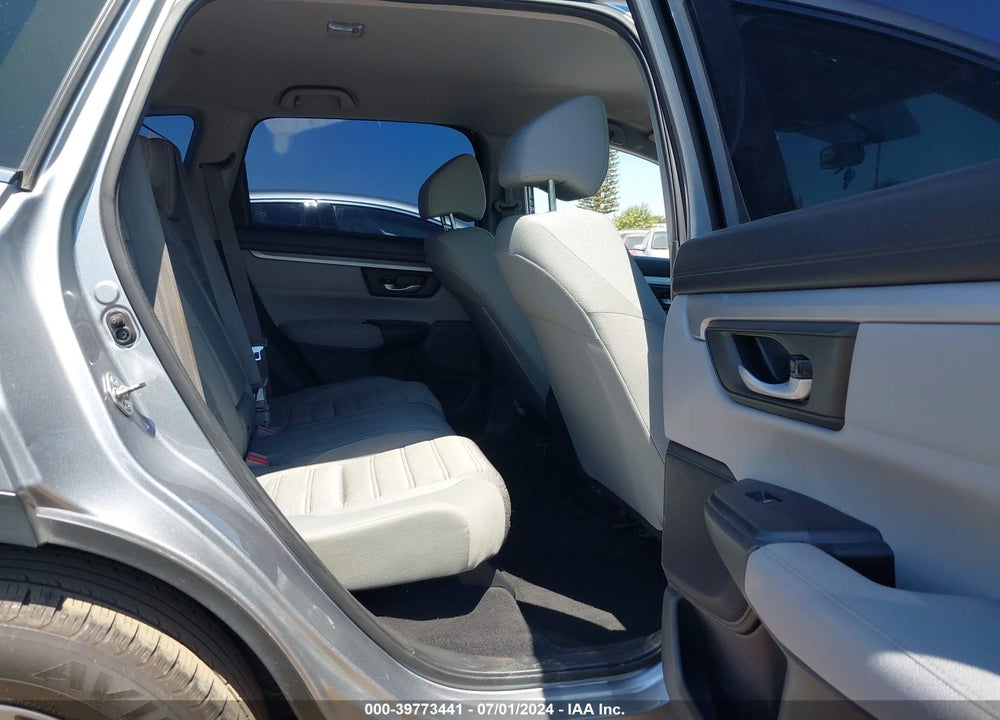 2017 HONDA CR-V LX VIN: 7FARW5H32HE000813