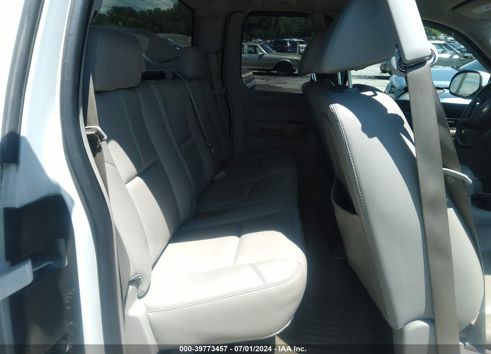 2007 CHEVROLET SILVERADO 1500 LTZ VIN: 2GCEK19J671575414