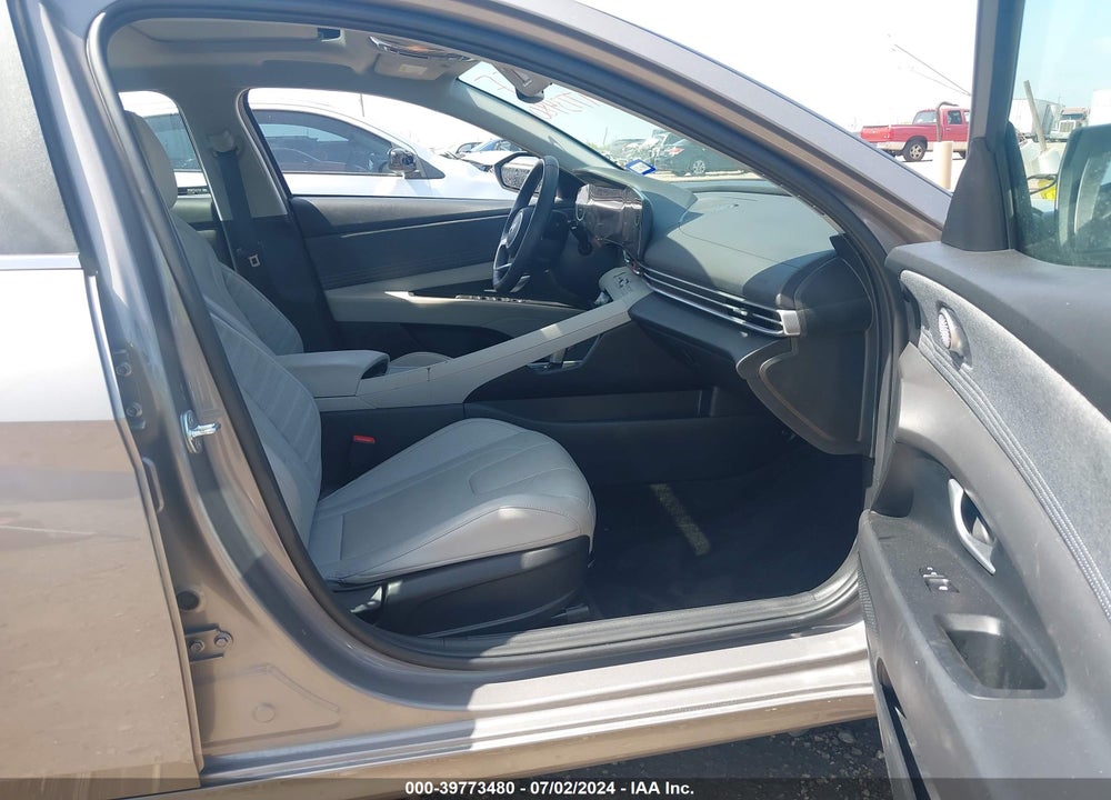 2023 HYUNDAI ELANTRA LIMITED VIN: KMHLP4AG8PU576185