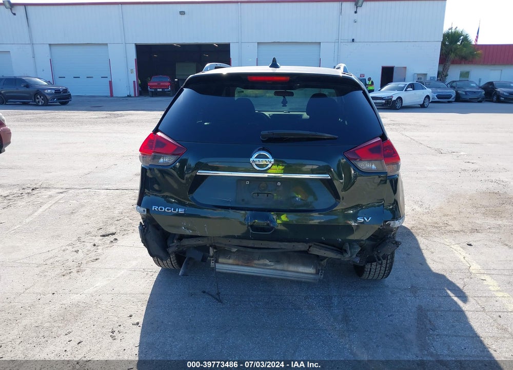 2018 NISSAN ROGUE SV VIN: 5N1AT2MT8JC701098