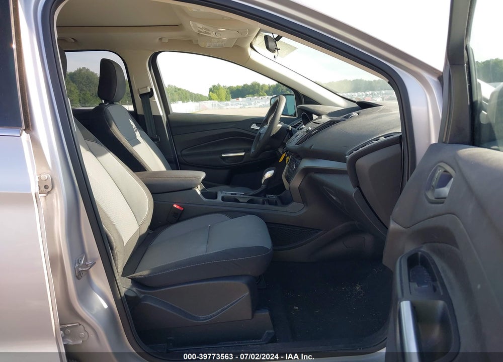 2018 FORD ESCAPE SE VIN: 1FMCU9GD9JUB62102