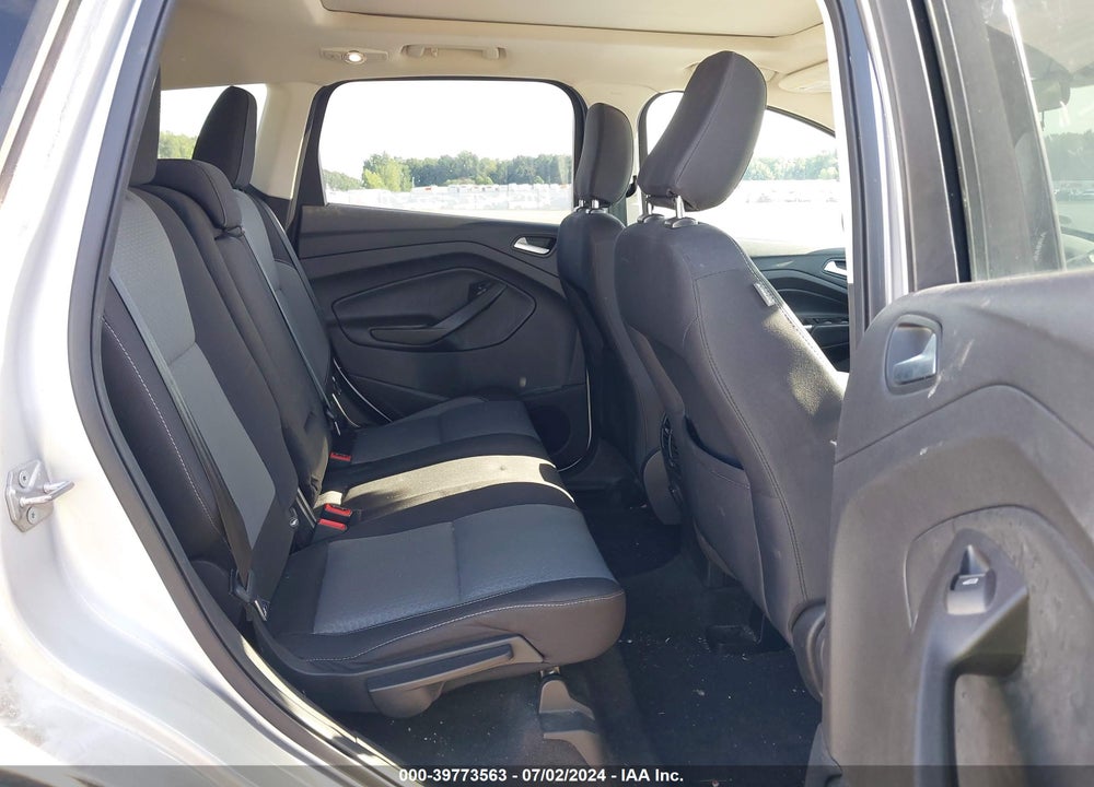 2018 FORD ESCAPE SE VIN: 1FMCU9GD9JUB62102
