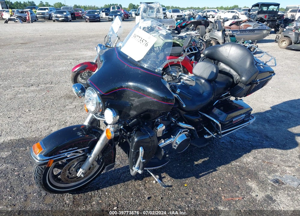 2007 HARLEY-DAVIDSON FLHTCUI VIN: 1HD1FC4137Y682941