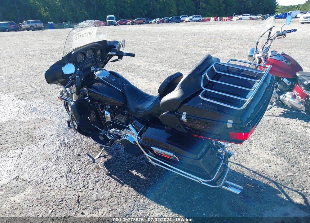 2007 HARLEY-DAVIDSON FLHTCUI VIN: 1HD1FC4137Y682941