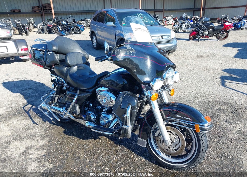 2007 HARLEY-DAVIDSON FLHTCUI VIN: 1HD1FC4137Y682941