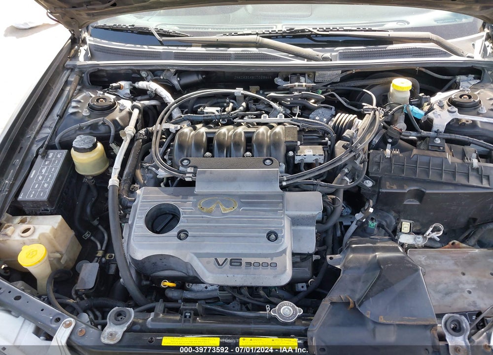 2001 INFINITI I30 TOURING VIN: JNKCA31A81T028646