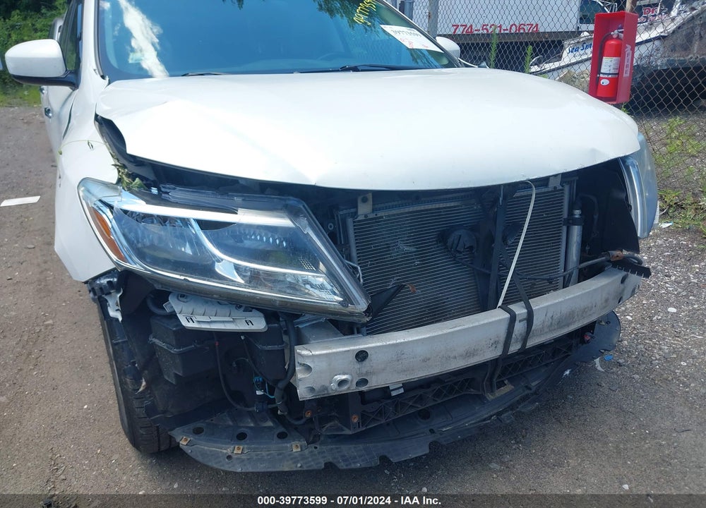 2013 NISSAN PATHFINDER SV VIN: 5N1AR2MM0DC626523