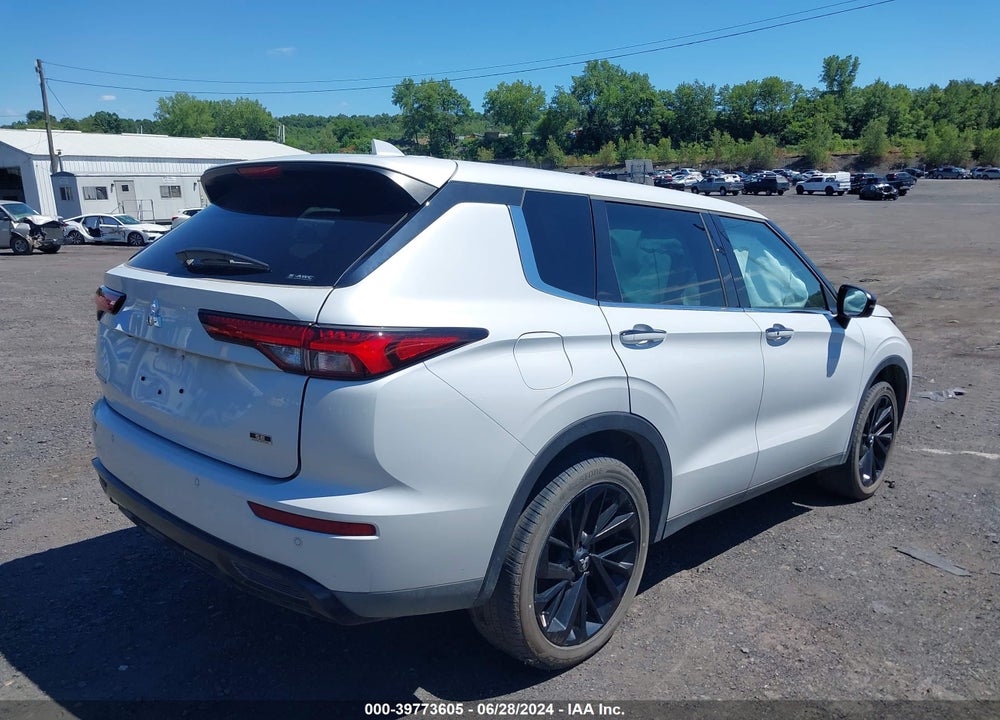 2023 MITSUBISHI OUTLANDER VIN: JA4J4UA82PZ017497