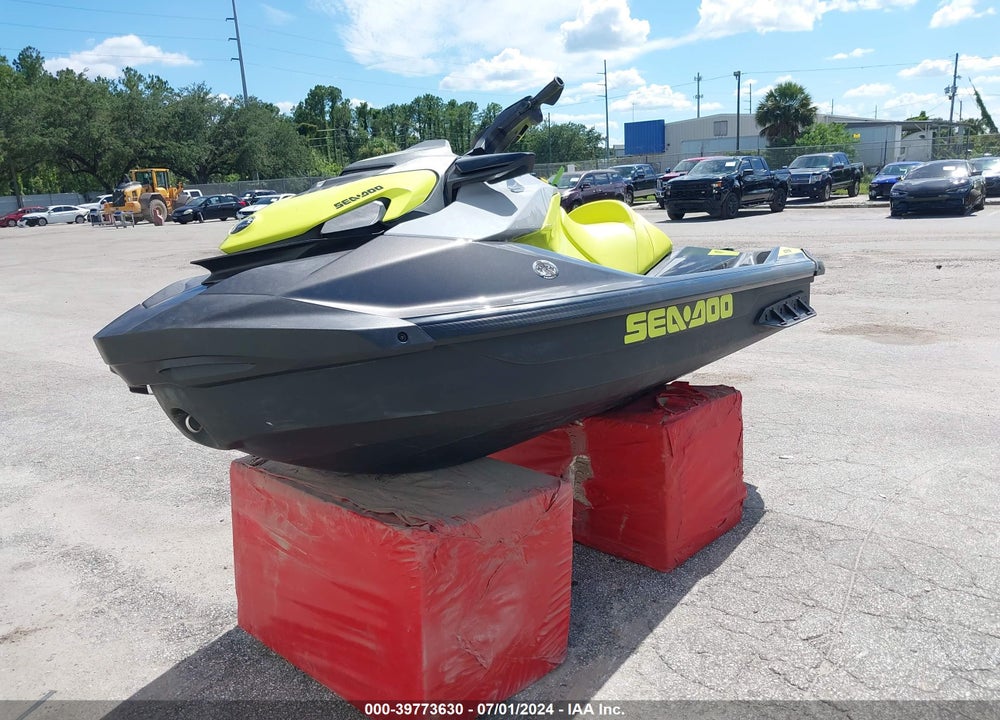 2021 SEADOO GTR 230 VIN: YDV07001I021