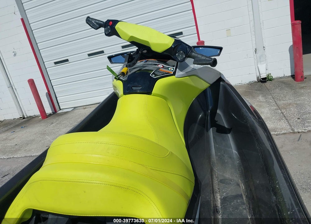2021 SEADOO GTR 230 VIN: YDV07001I021
