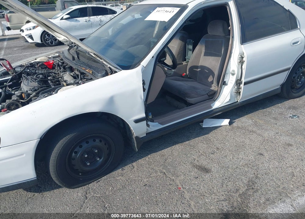 1994 HONDA ACCORD LX VIN: JHMCD5646RC003598