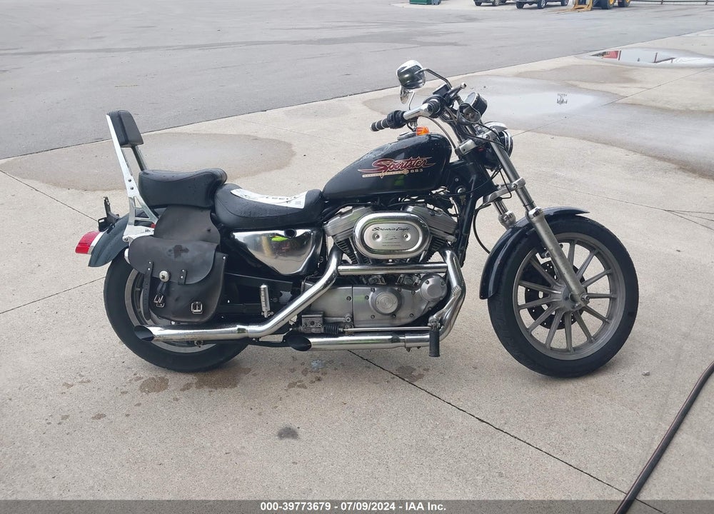 1998 HARLEY-DAVIDSON XL883 HUGGER VIN: 1HD4CEM19WY210503