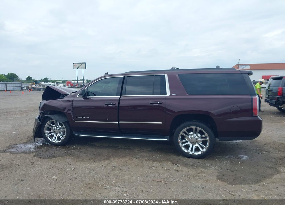 2017 GMC YUKON XL SLT VIN: 1GKS2GKC0HR335824