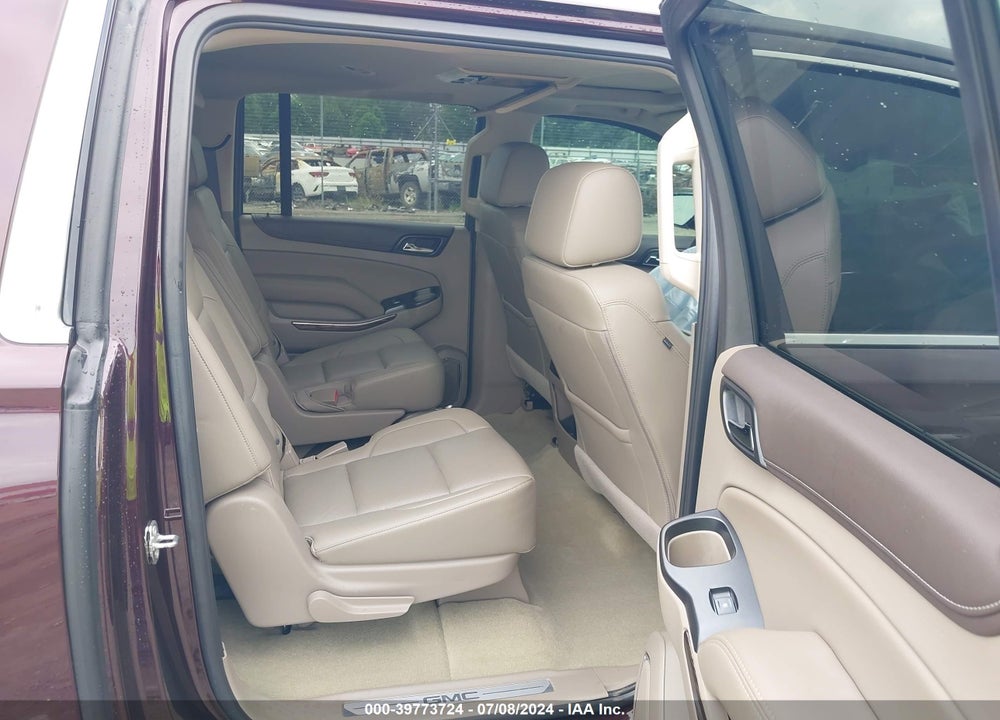 2017 GMC YUKON XL SLT VIN: 1GKS2GKC0HR335824