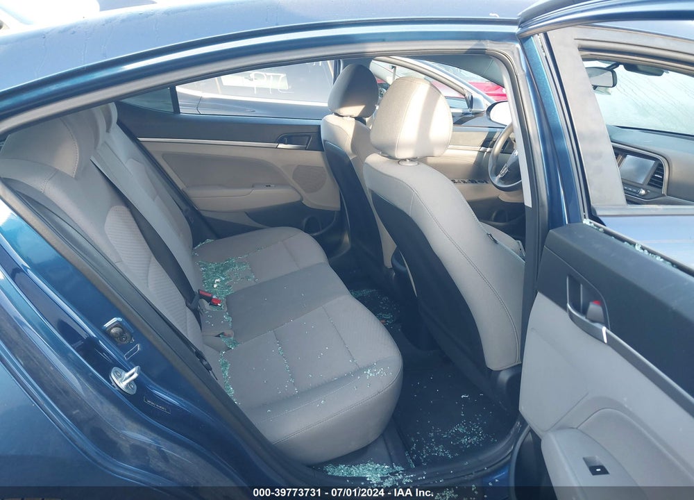 2019 HYUNDAI ELANTRA SEL VIN: 5NPD84LF1KH463613