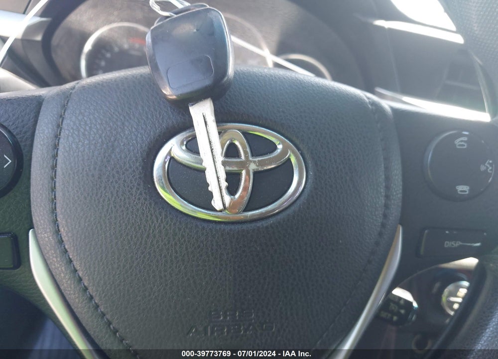 2015 TOYOTA COROLLA LE VIN: 5YFBURHEXFP179678