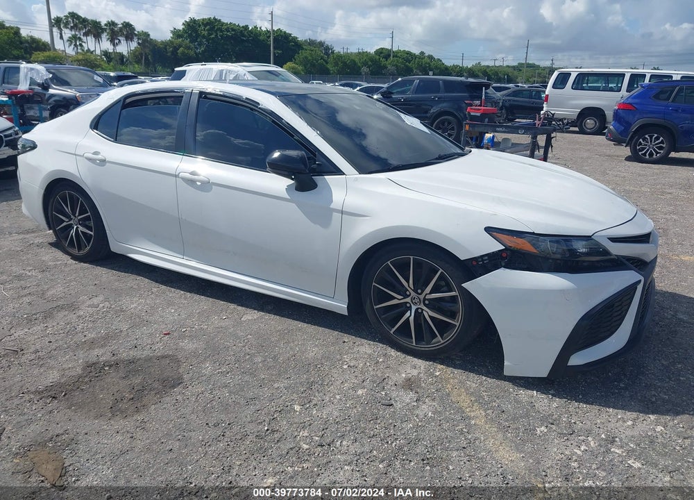 2021 TOYOTA CAMRY SE VIN: 4T1T11AK4MU490369