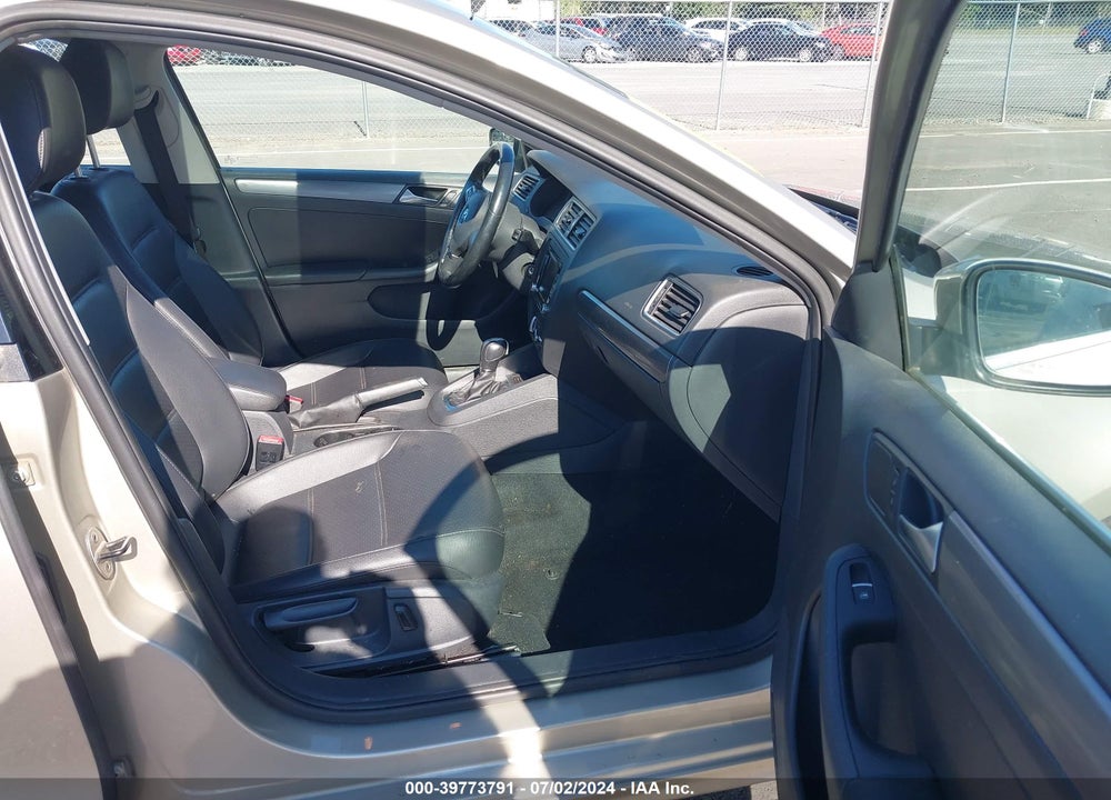2014 VOLKSWAGEN JETTA 2.0L TDI VIN: 3VWLL7AJ4EM272864