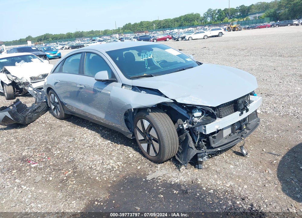 2023 HYUNDAI IONIQ 6 SE VIN: KMHM24AC9PA020260