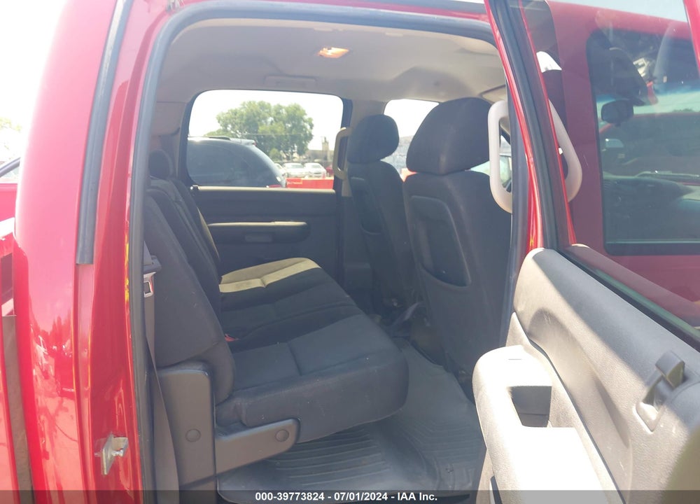 2011 CHEVROLET SILVERADO 1500 LT VIN: 3GCPKSE32BG254508