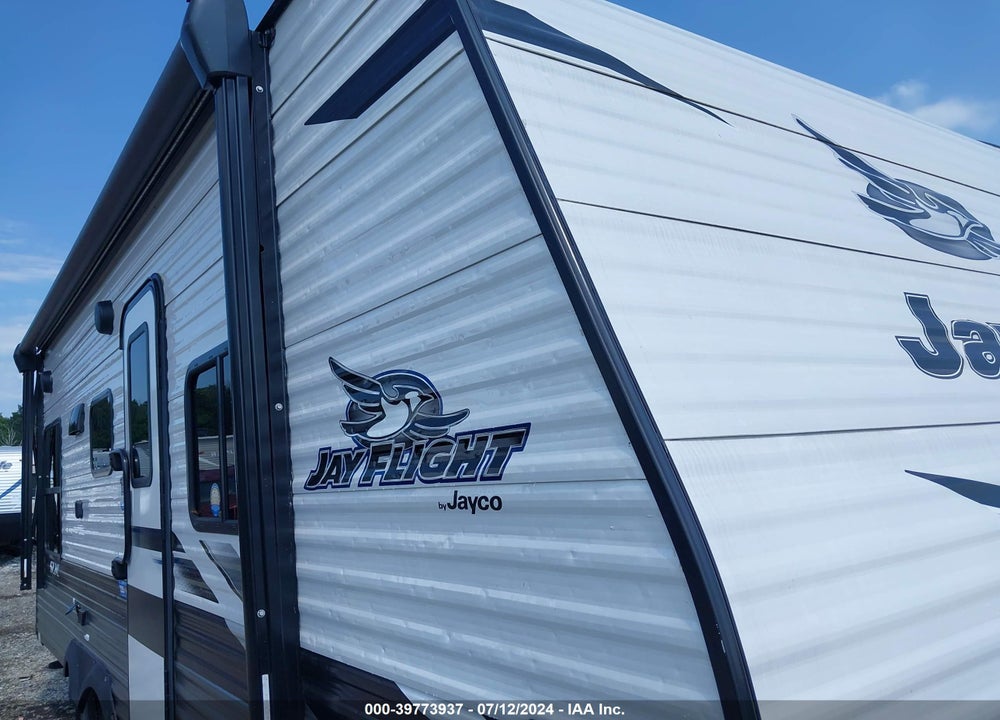 2022 JAYCO JAYFLIGHT 212QB VIN: 1UJBJ0BL3N17Z0988
