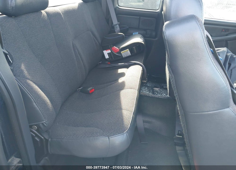 2000 CHEVROLET SILVERADO 1500 VIN: 1GCEK19V6YE205566