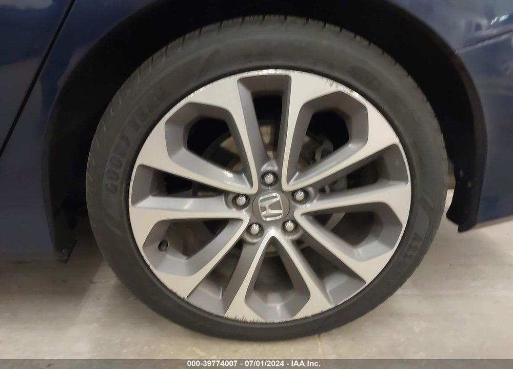 2015 HONDA ACCORD SPORT VIN: 1HGCR2F51FA094332