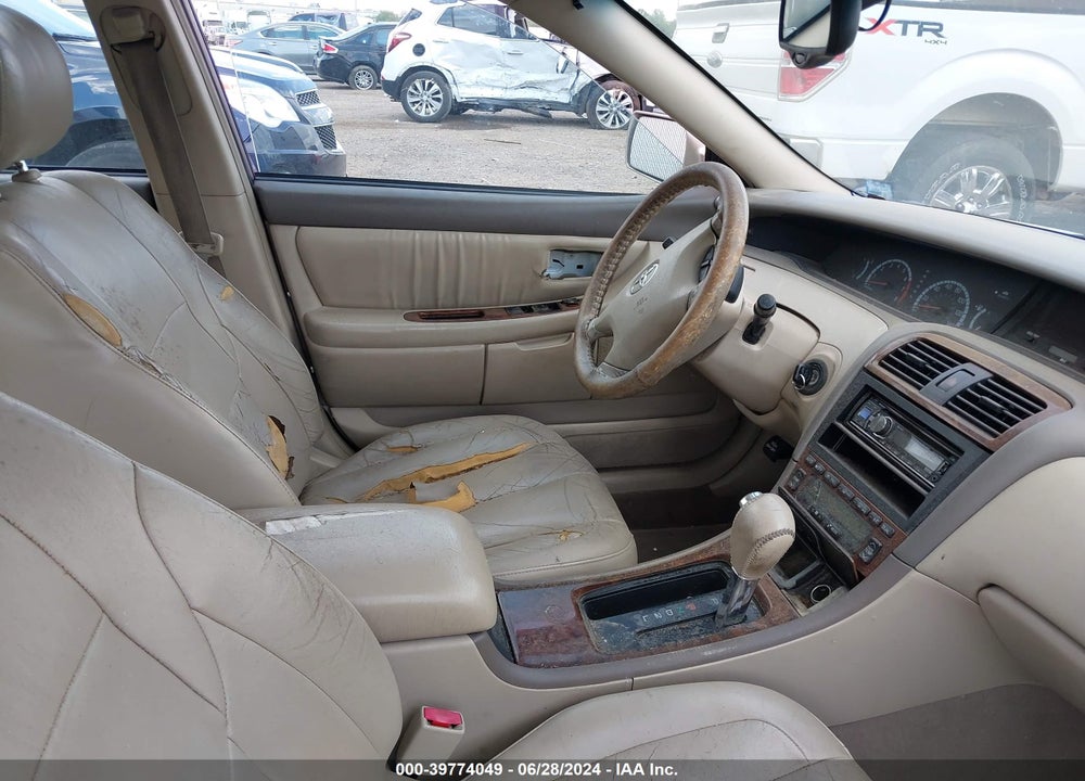 2002 TOYOTA AVALON XLS VIN: 4T1BF28B62U250200