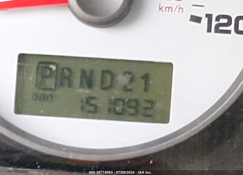 2005 FORD ESCAPE XLT VIN: 1FMYU93125KB10944