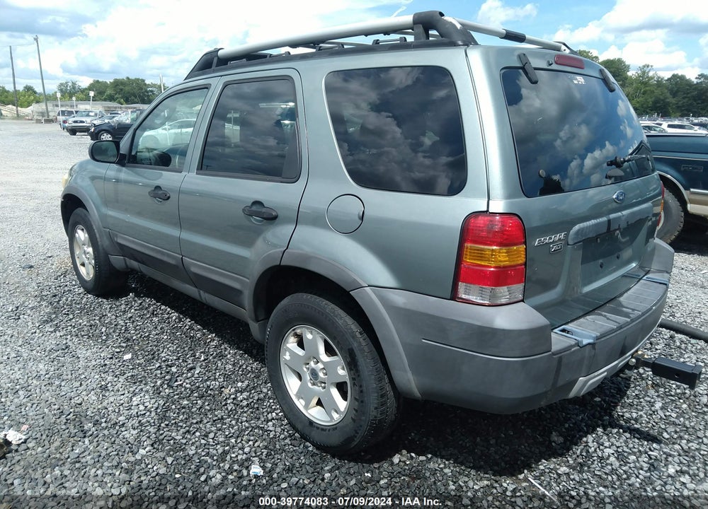 2005 FORD ESCAPE XLT VIN: 1FMYU93125KB10944