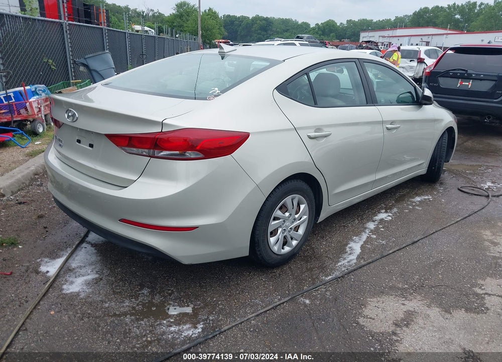 2017 HYUNDAI ELANTRA SE VIN: 5NPD74LF3HH149179
