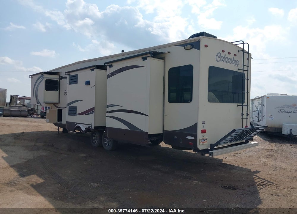 2013 PALOMINO PATRIOT 365 RL VIN: 4X4FPAN21D6000298