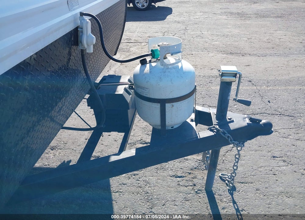 2019 KEYSTONE HIDEOUT 177 LHS VIN: 4YDT17715KW248582