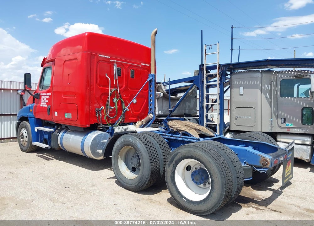 2016 FREIGHTLINER CASCADIA 125 VIN: 1FUJGLBG2GLHP2595
