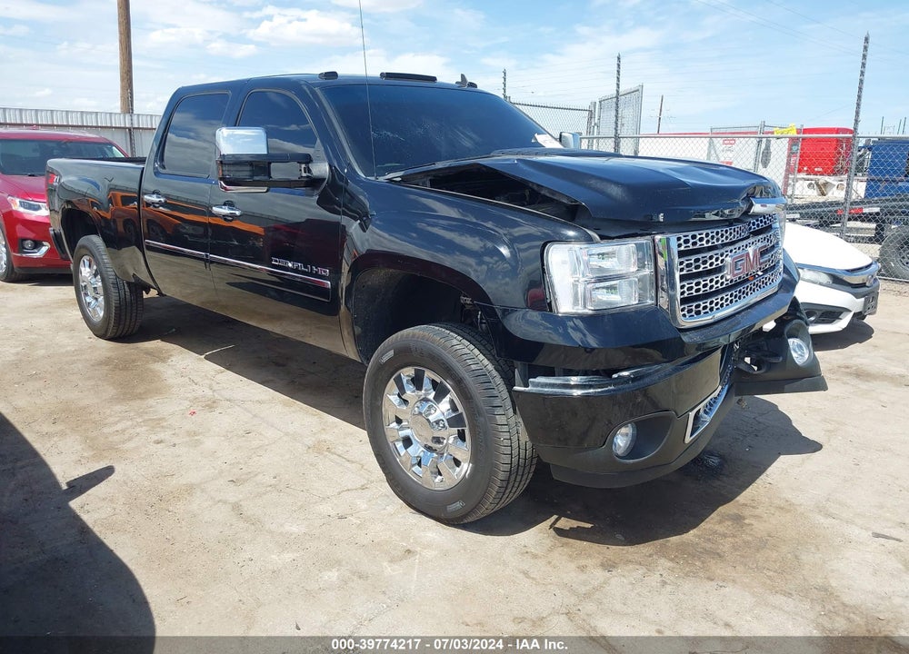 2014 GMC SIERRA 2500HD DENALI VIN: 1GT125E89EF157881