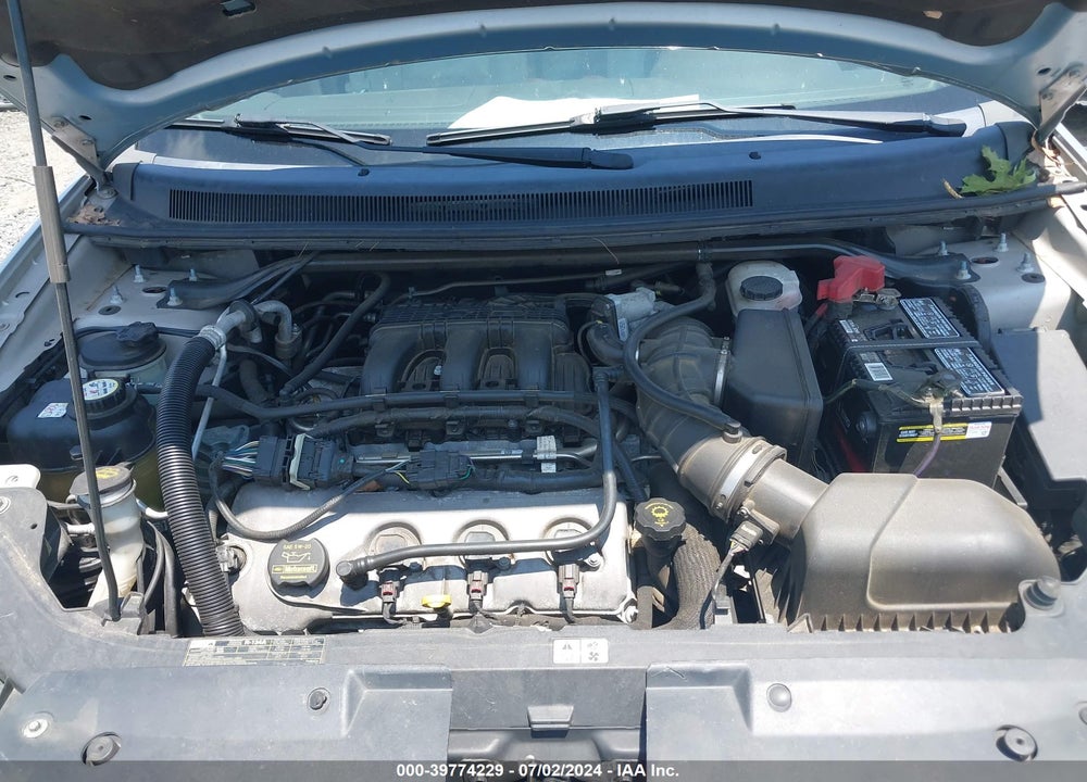 2008 FORD TAURUS X LIMITED VIN: 1FMDK03W88GA43561